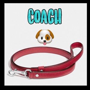🐶NWT🐶Authentic Coach Red leather small pet leash